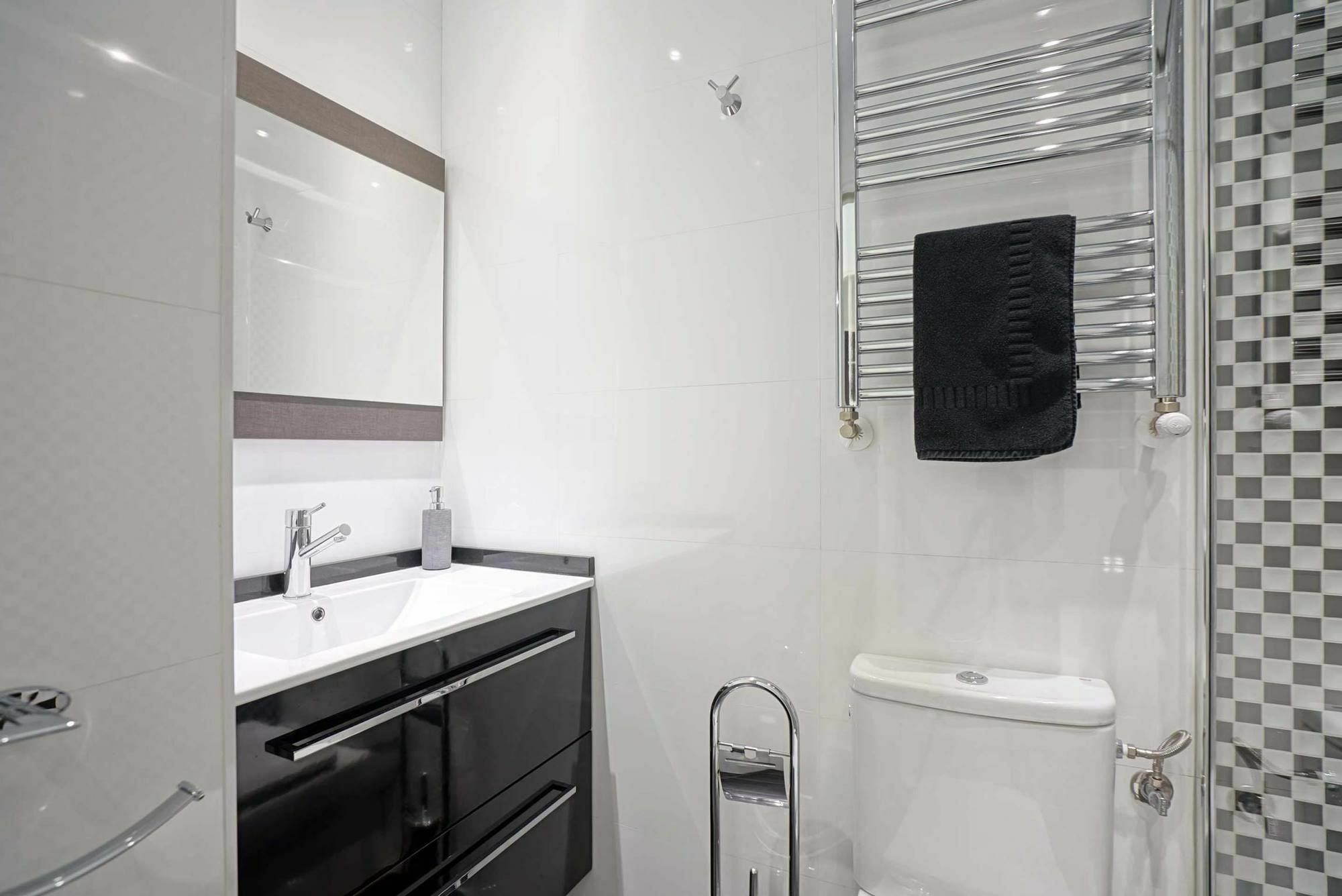 Apartamento Lagun Concha Beach San Sebastián Eksteriør billede